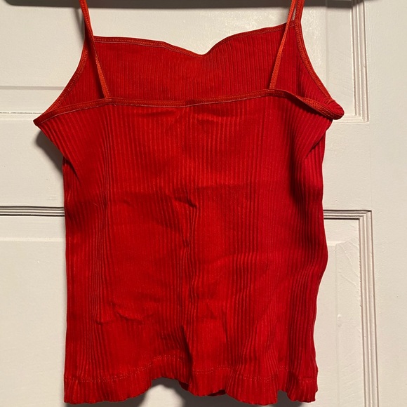 ❗️SOLD❗️WILFRED ARITZIA RED TANK TOP MINT CONDTION - Picture 3 of 4